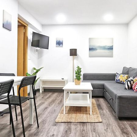 Holidays2Malaga Goya - Zona Huelin & 500 Mts De La Playa Apartman Kültér fotó