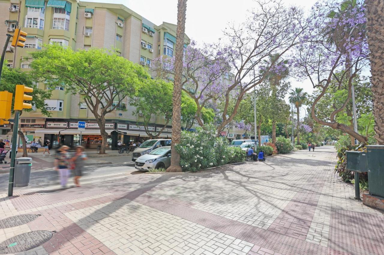 Holidays2Malaga Goya - Zona Huelin & 500 Mts De La Playa Apartman Kültér fotó
