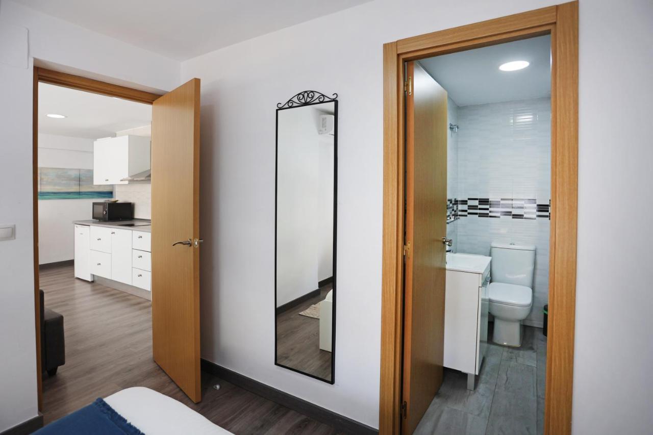 Holidays2Malaga Goya - Zona Huelin & 500 Mts De La Playa Apartman Kültér fotó
